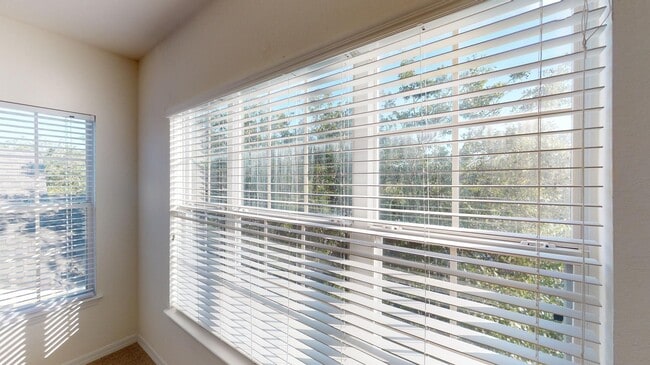 Interior Photo - Ashton at Waterford Lakes