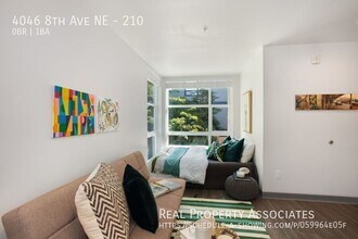 Building Photo - 4046 8th Ave NE