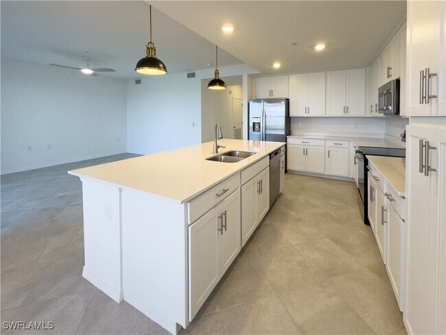 Building Photo - 5629 Double Eagle Cir