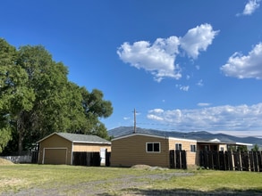 Building Photo - 17880 Mockingbird Dr
