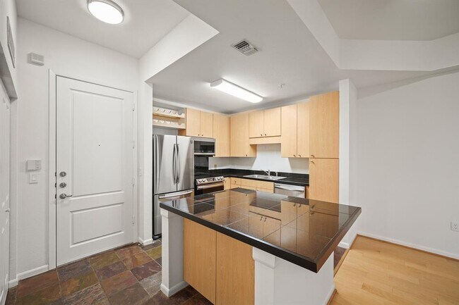 Foto del edificio - 3505 Sage Rd