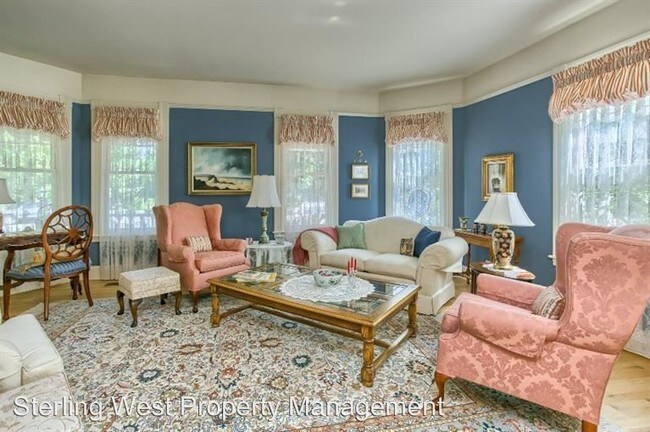 Building Photo - 4 br, 4 bath House - 77 6th St.