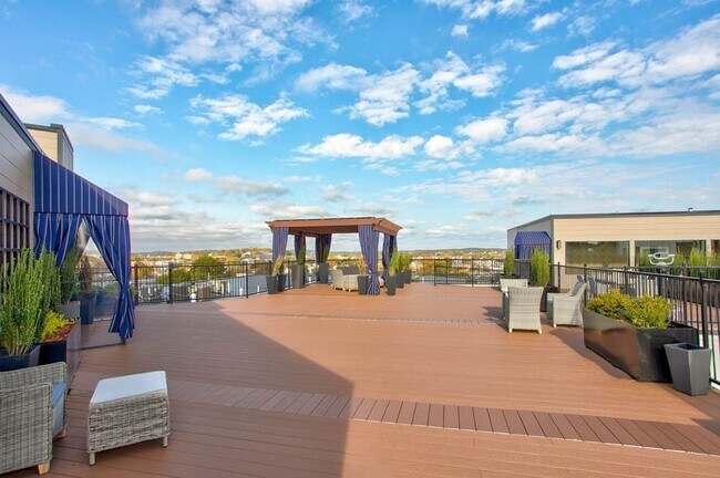 Foto del edificio - 87 Medford St