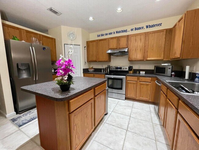 Foto del edificio - 3 br, 2.5 bath House - 2789 S Evergreen Cir