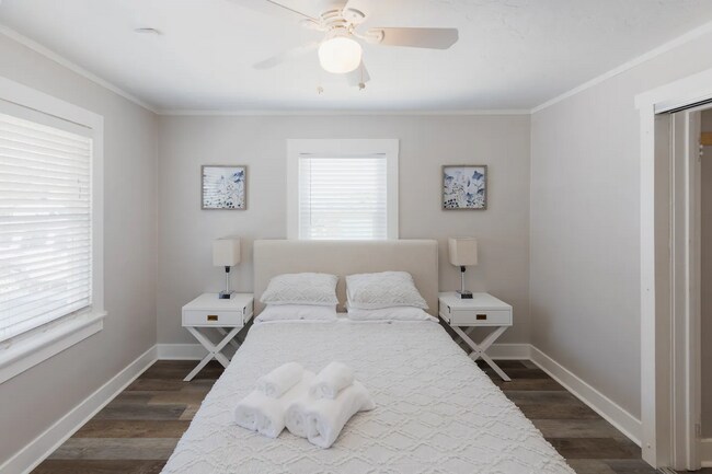 Foto del edificio - Home for Rent in Sacramento