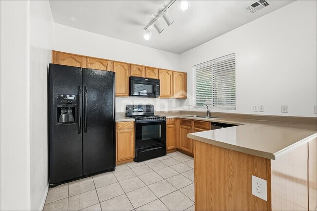 Foto del edificio - 4242 E Baylor Ln