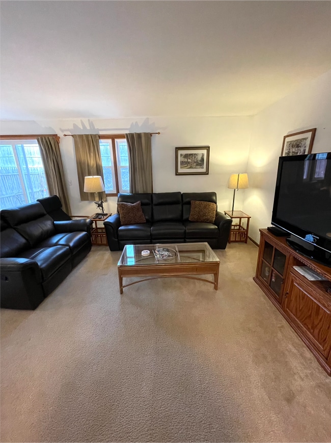 11 Clubhouse Dr, Saratoga Springs, NY 12866 Townhome Rentals in