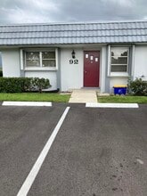 Building Photo - 2886 Fernley Dr E