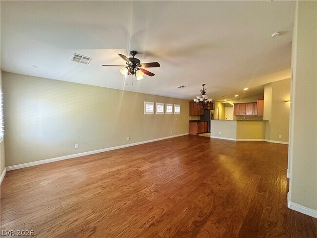 Foto del edificio - 4585 Grindle Point St