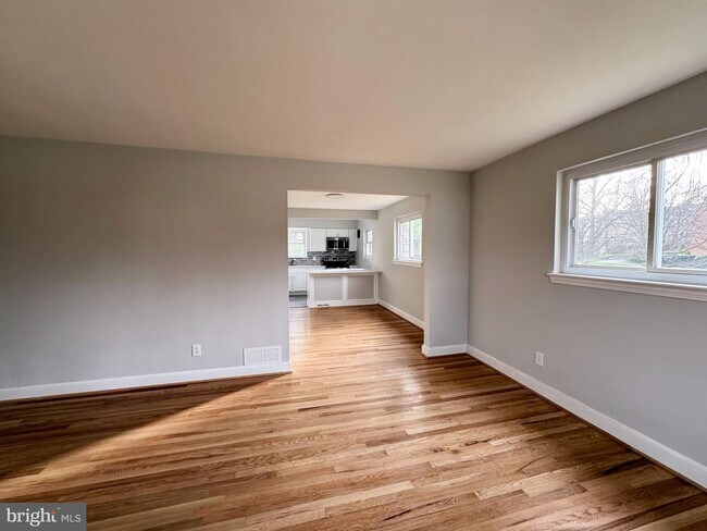 Foto del edificio - 2110 Prichard Rd