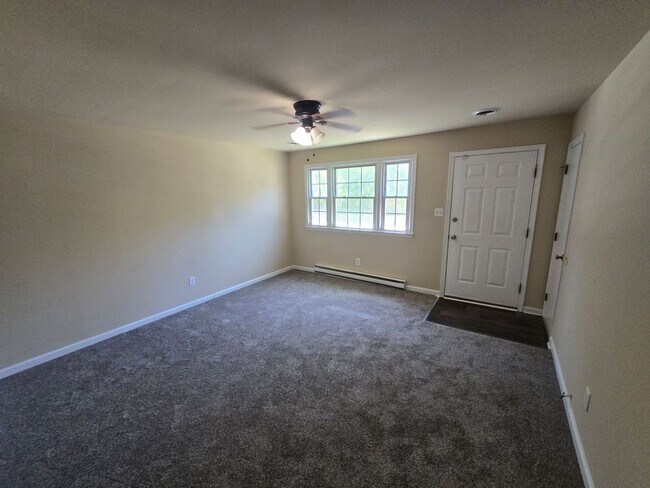 Foto del edificio - 3 bedroom in Hopewell