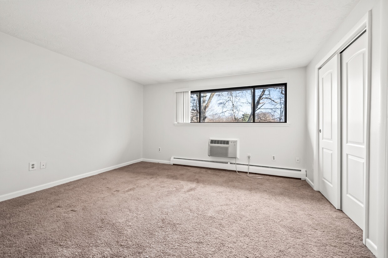 Building Photo - 55 Oakland Ter