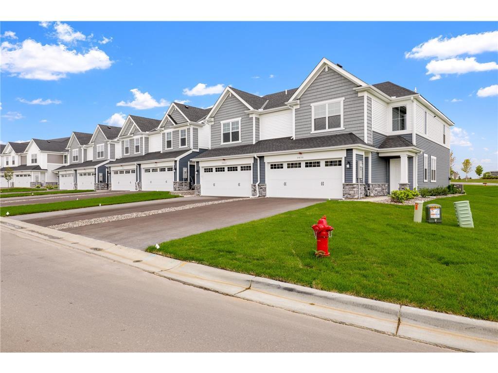 Foto principal - 9384 4th St N