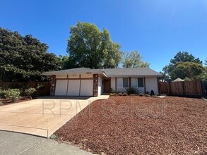 Building Photo - 855 Gaylene Ct