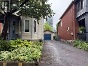 Building Photo - 191 Pretoria Ave