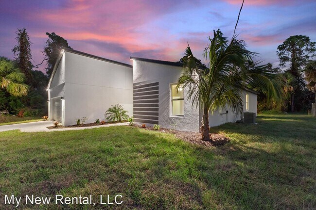 Foto del edificio - 4 br, 2 bath House - 3243 Sikeston Ave