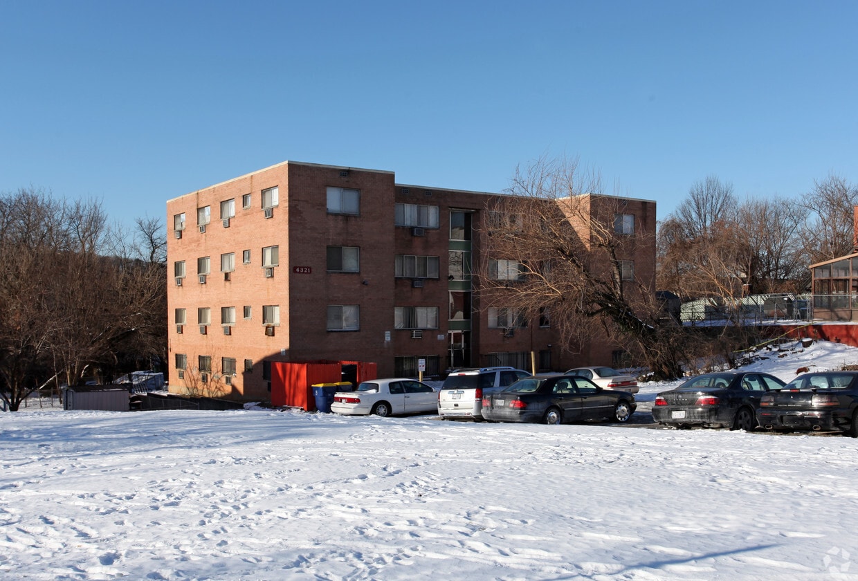 Primary Photo - 4321 Brooks St NE