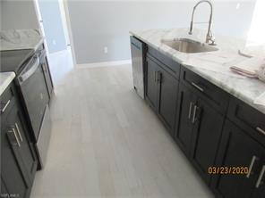 Building Photo - 15930 Lake Candlewood Dr