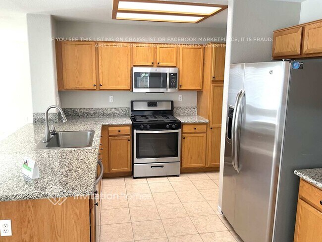 Foto del edificio - 3811 McGregor Way