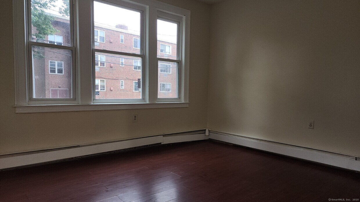 Foto del edificio - 256 Mather St