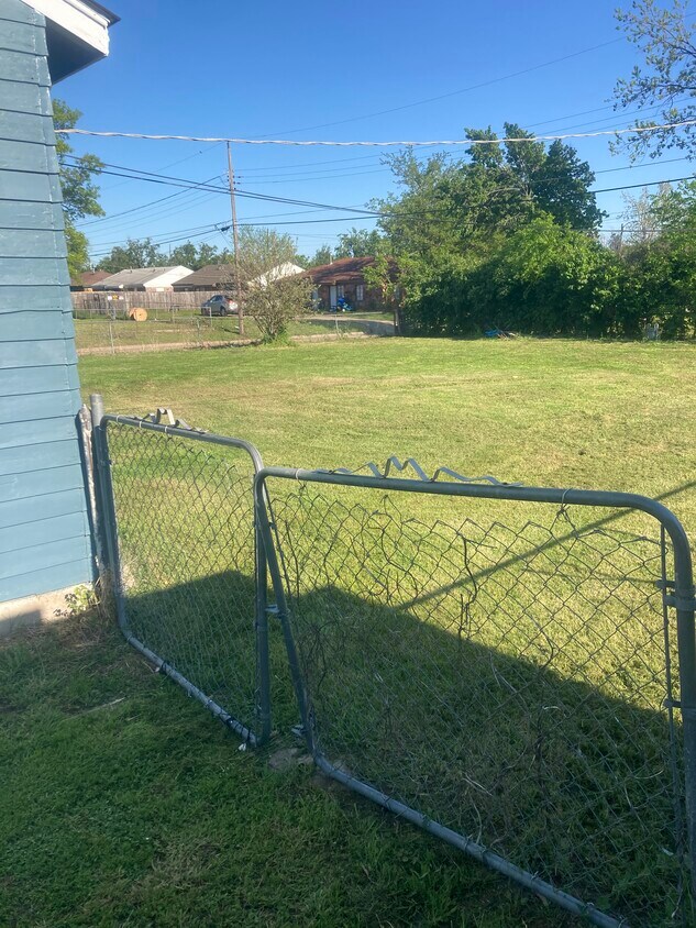 Primary Photo - 1401 Hite blvd