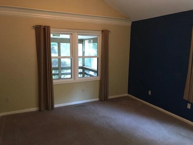 Photo - 9 Shadowwood Cir Townhome