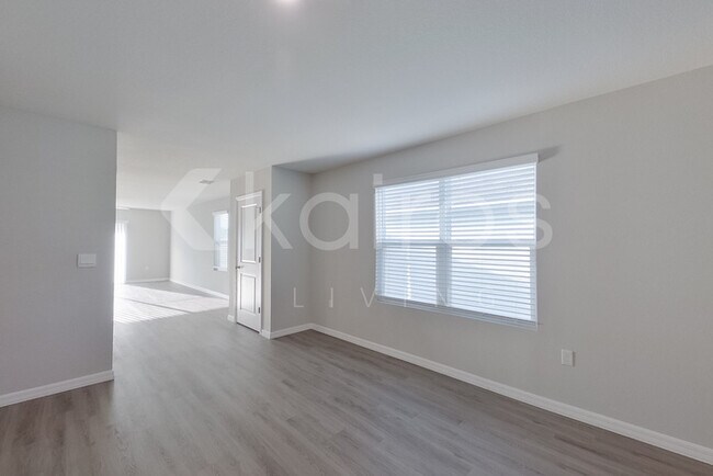 Foto del edificio - 8627 SW 43rd Ter