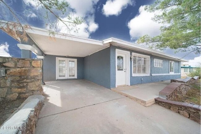 Building Photo - 7632 Franklin Dr