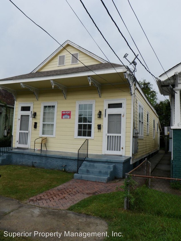Primary Photo - 1222 Monroe St