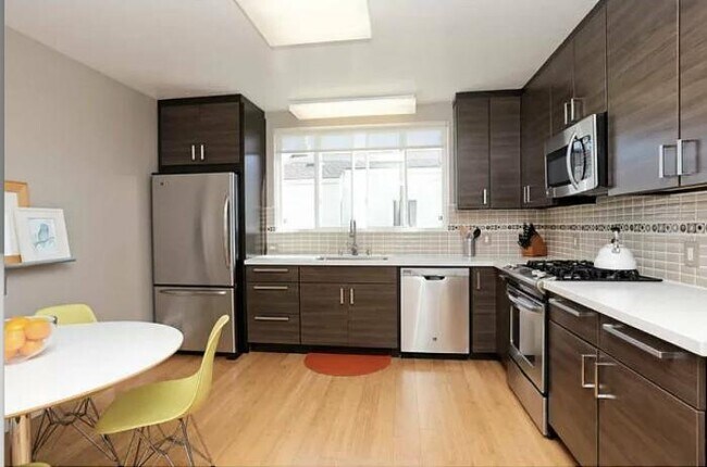 Foto del edificio - 2 bedroom in San Bruno CA 94066