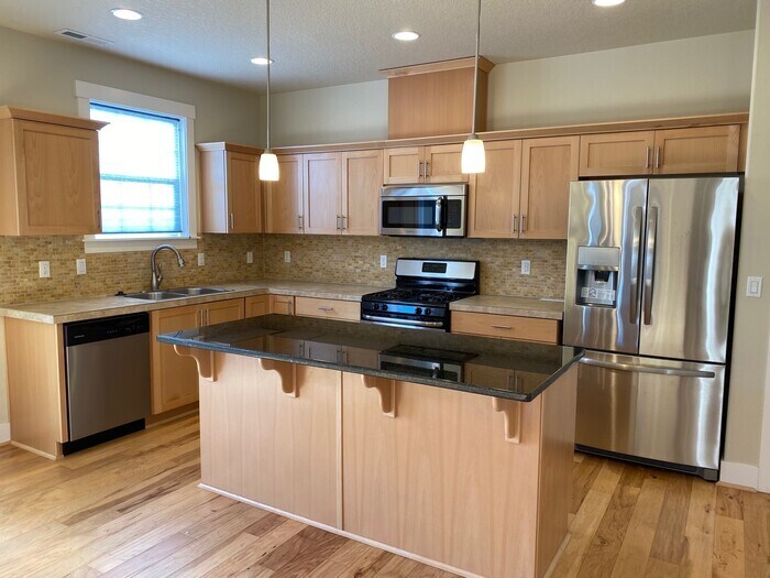 11528 SW Berlin Ave, Wilsonville, OR 97070 House Rental in Wilsonville, OR