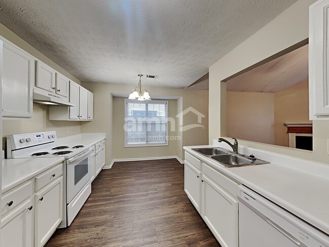 Foto del edificio - 193 Patterson Close Ct