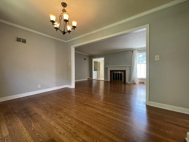 Foto del edificio - 4017 W 68th Terrace
