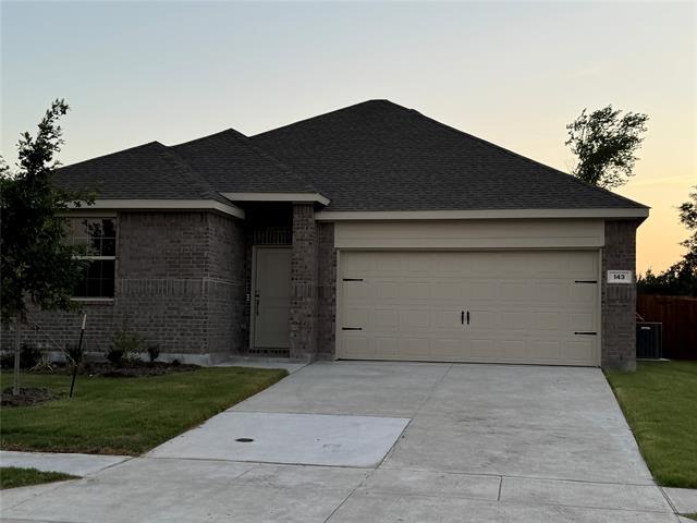 Building Photo - 143 Jenkinson Dr