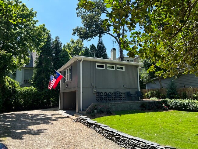 Foto del edificio - 1976 Northside Dr NW