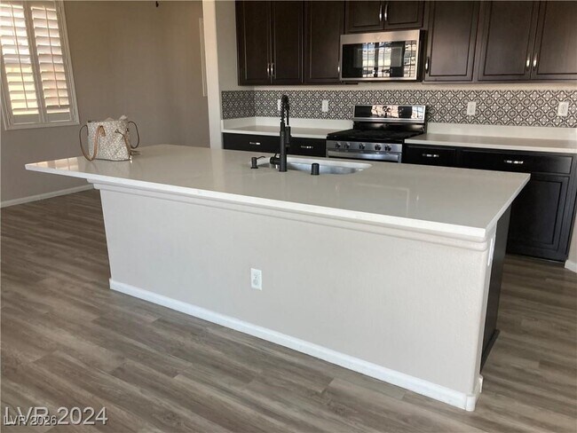 Building Photo - 3024 Termini Ave