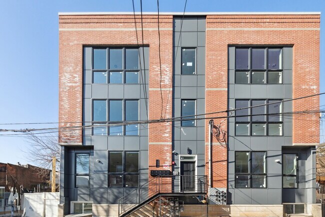 Foto del edificio - 2550 N Hope St