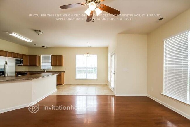 Foto del edificio - 174 Gresham Ln