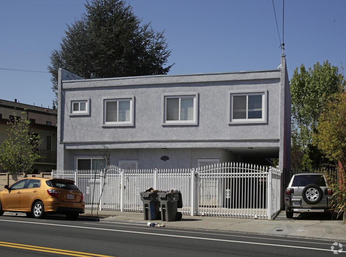 Building Photo - 6565-6567 Shattuck Ave