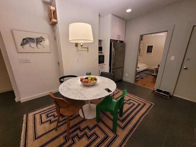 Foto del edificio - 1 Kelly Rd