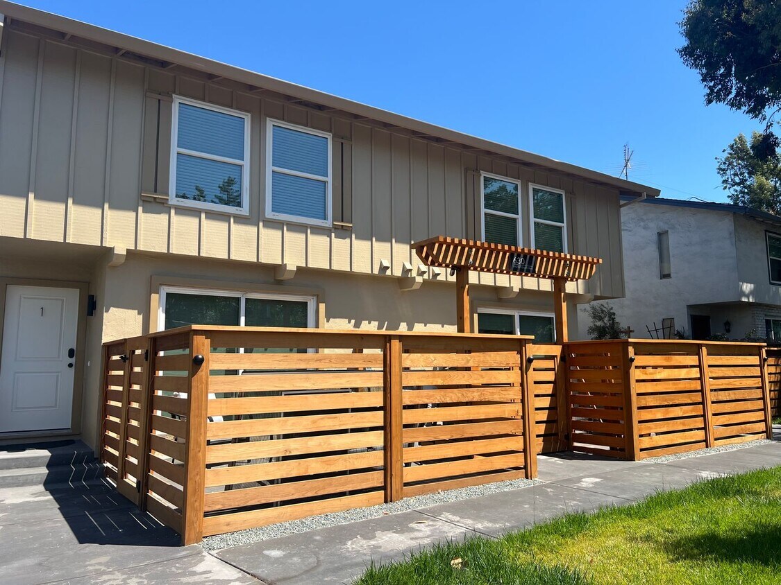 Foto principal - 630 Hollenbeck Ave