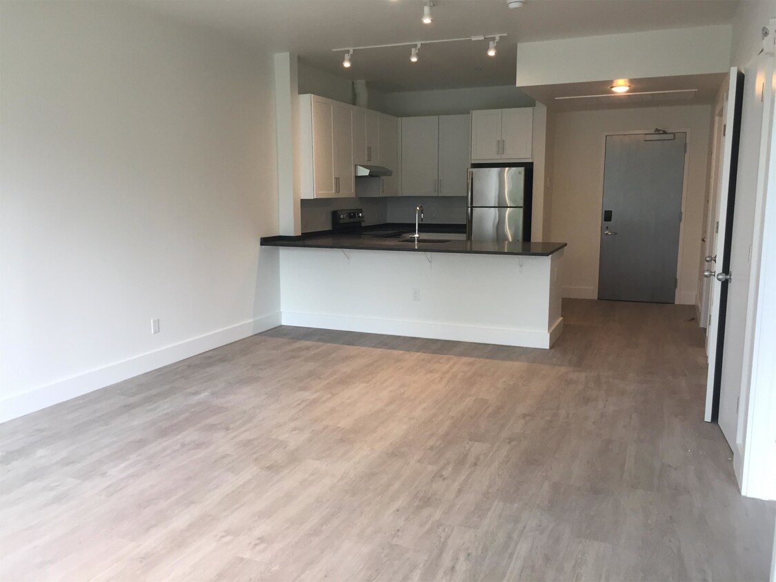 Foto principal - 7 Creek Dr