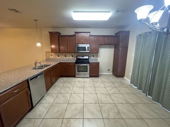 Foto del edificio - 6132 E Overlook Ln