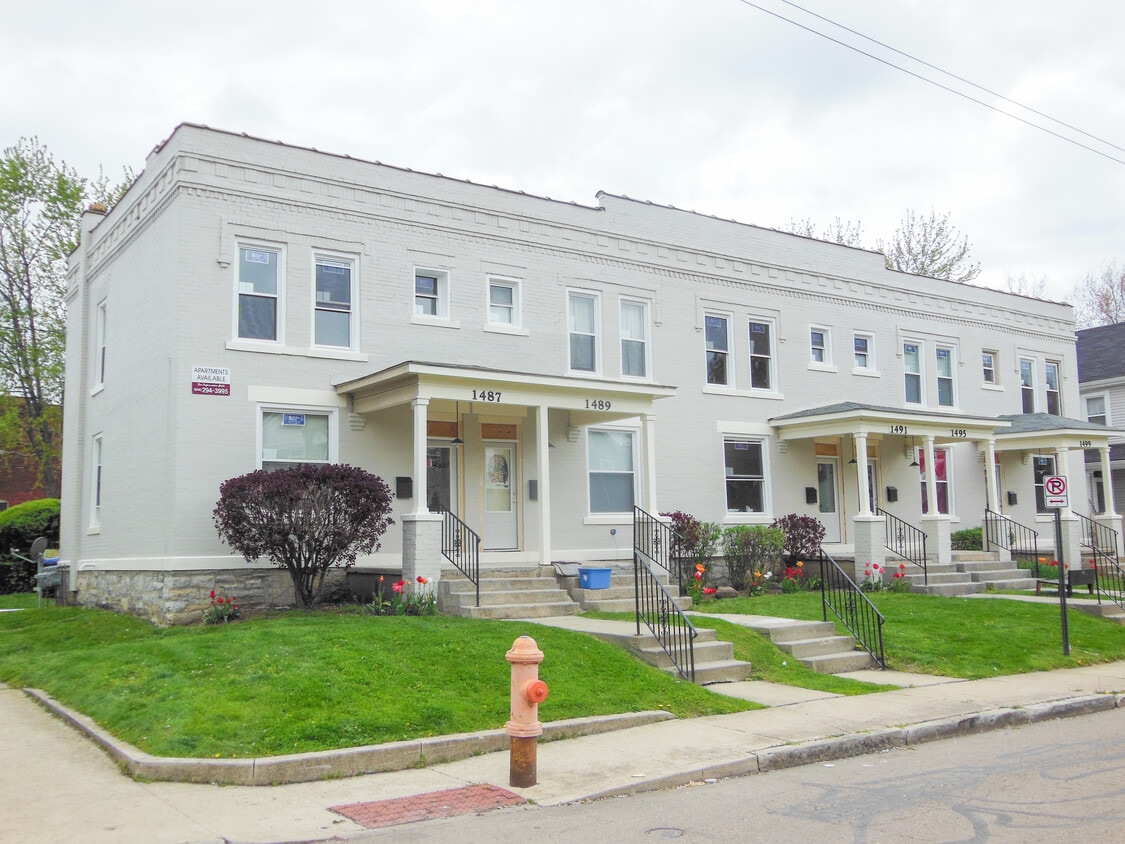 Primary Photo - 1487-1499 Hamlet St