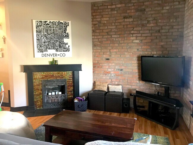 Building Photo - Nicely Renovated Home in LoHi - Great Loca...