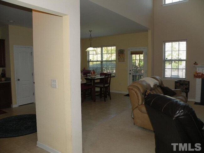 Building Photo - 210 Windy Peak Loop