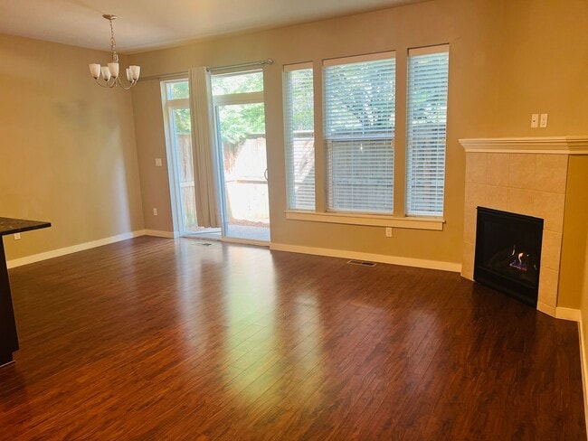 Foto del edificio - Charming, Air-Conditioned, 3-Bed, 2.5-Bath...