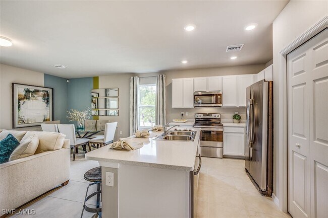 Foto del edificio - 15339 Wildflower Cir