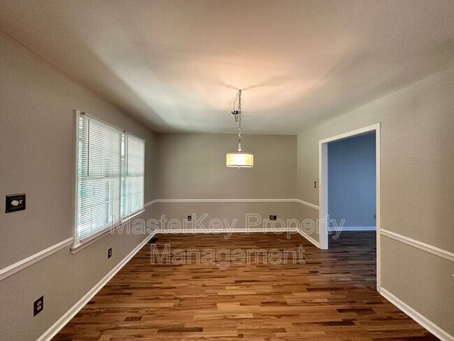 Foto del edificio - 4017 Grimstead Ln