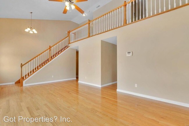 Building Photo - 1 Cabanne Townhome Drive